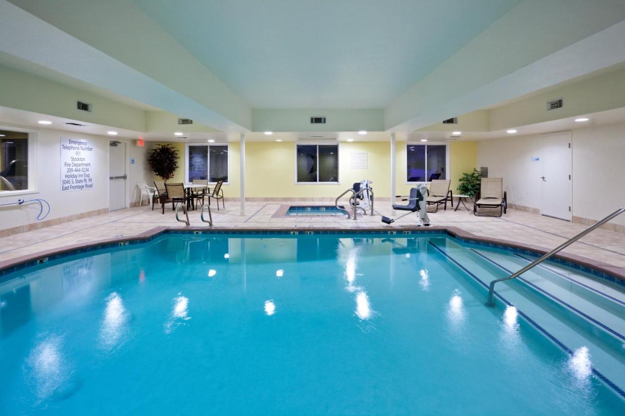 Holiday Inn Express Stockton Southeast By Ihg Dış mekan fotoğraf
