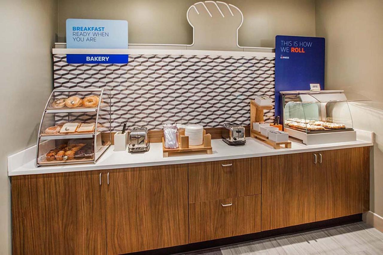 Holiday Inn Express Stockton Southeast By Ihg Dış mekan fotoğraf